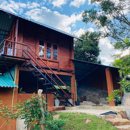 Lion Wood Treehouse Vila Talkote Exterior foto