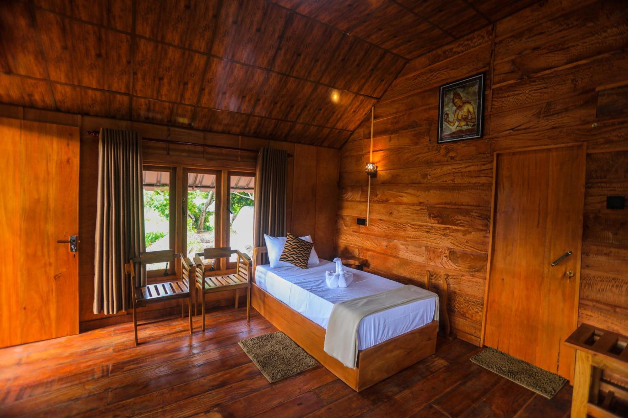 Lion Wood Treehouse Vila Talkote Exterior foto