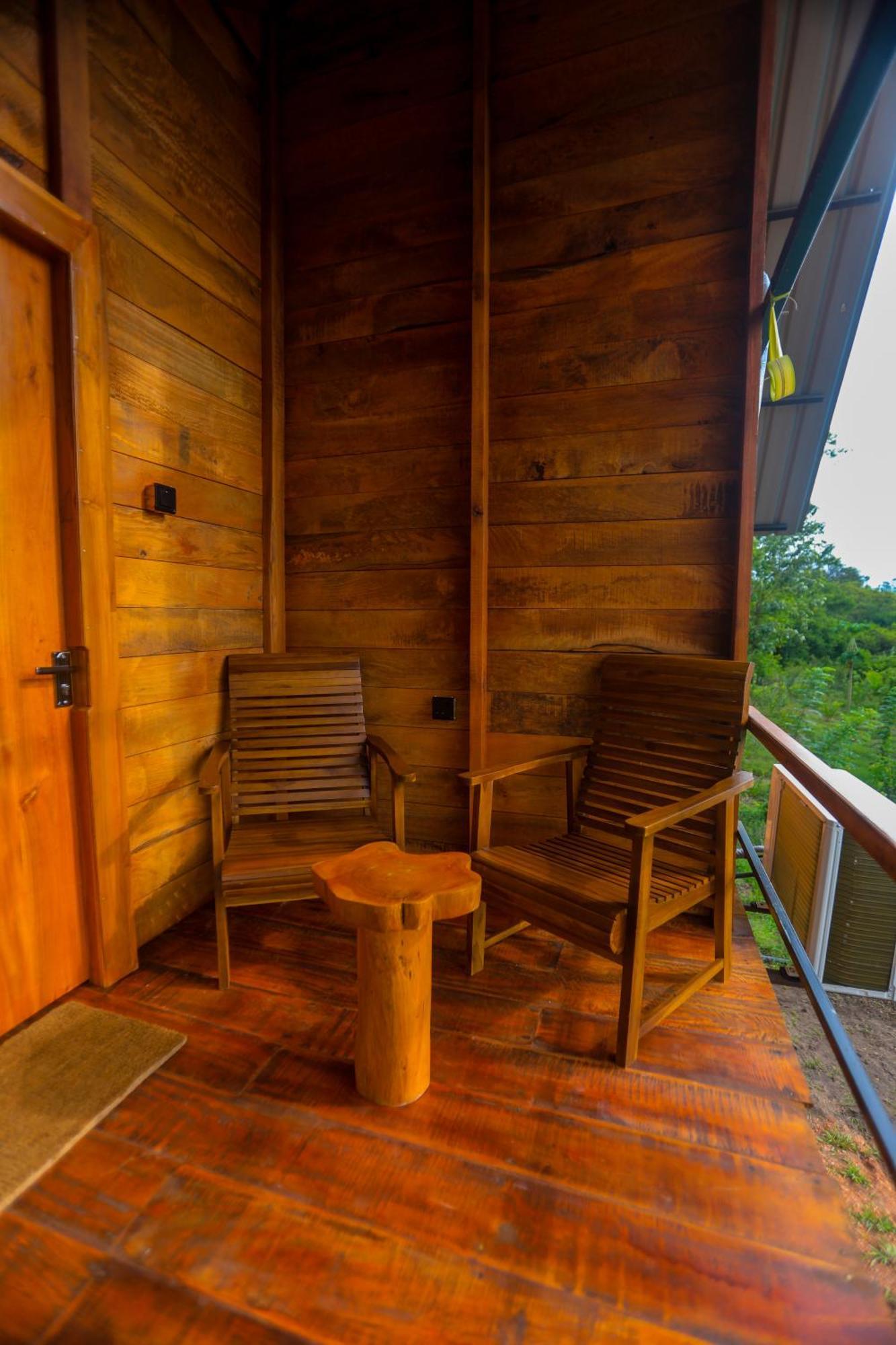 Lion Wood Treehouse Vila Talkote Exterior foto