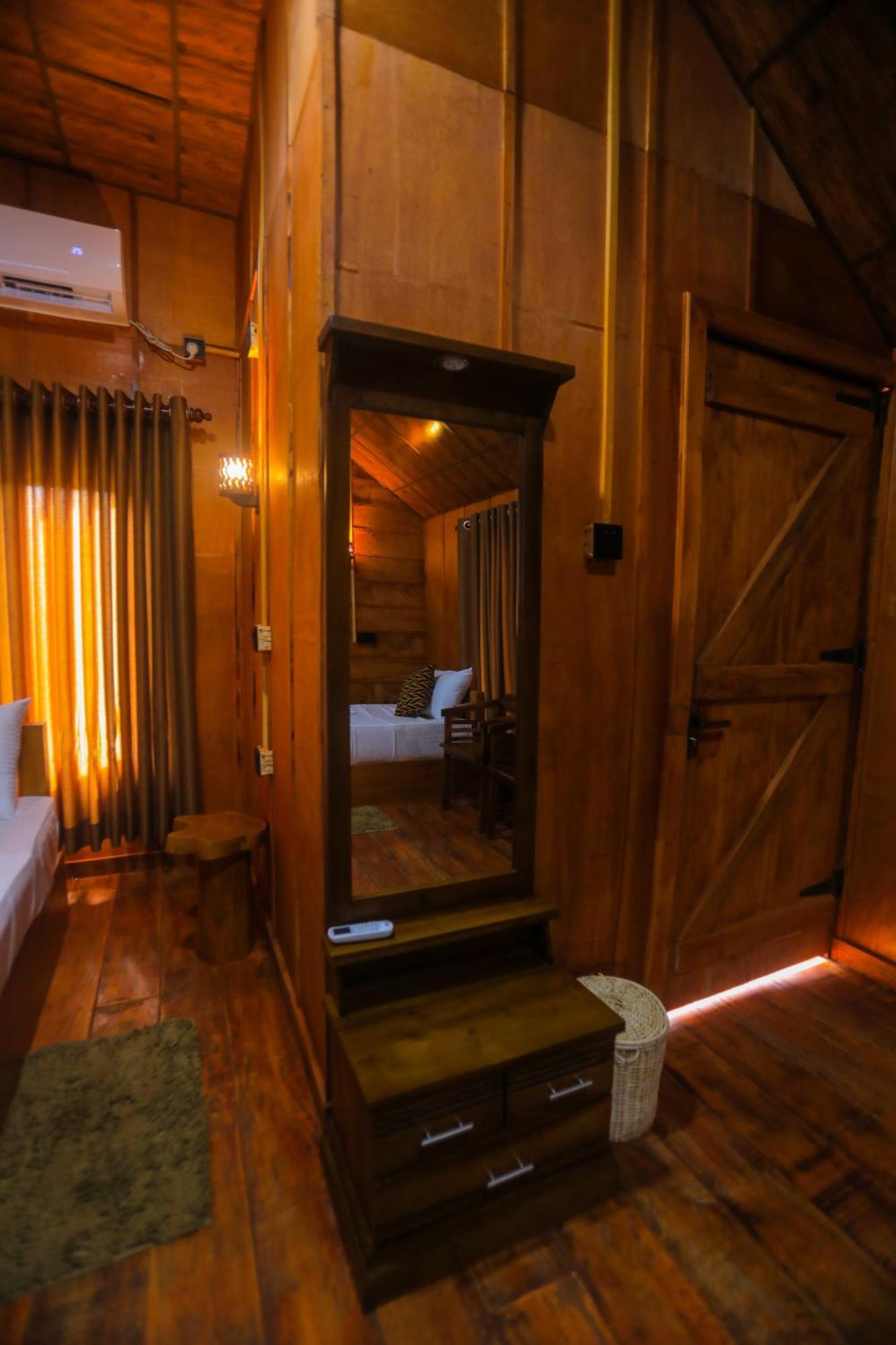 Lion Wood Treehouse Vila Talkote Exterior foto