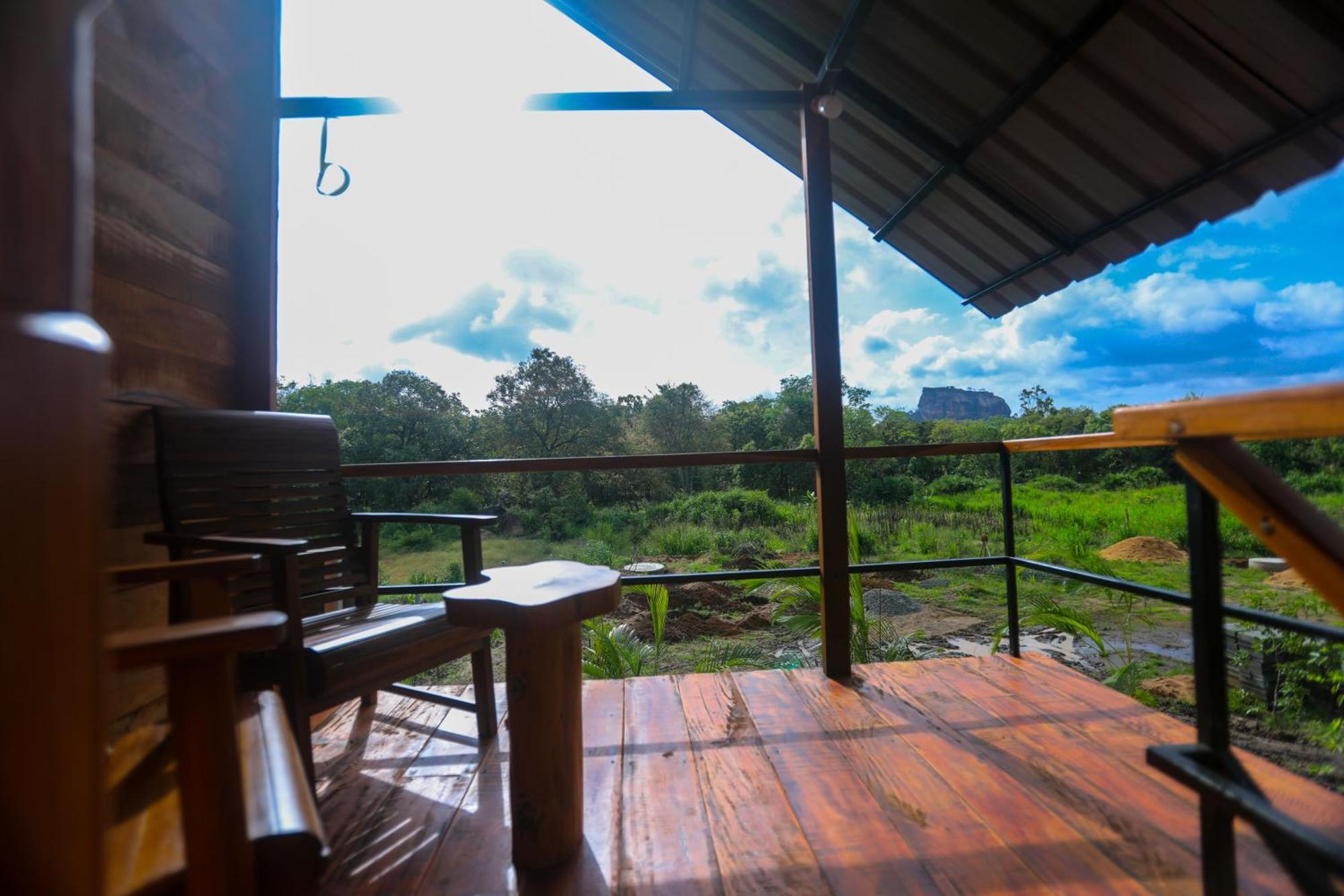 Lion Wood Treehouse Vila Talkote Exterior foto