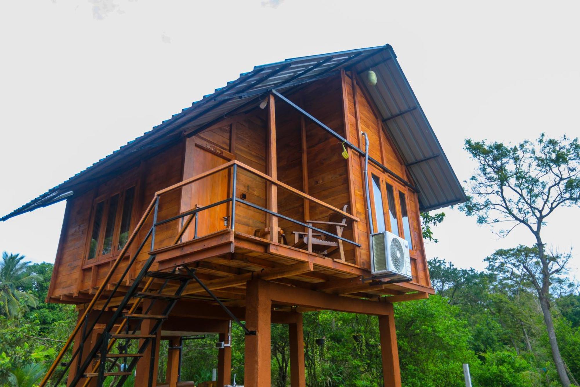 Lion Wood Treehouse Vila Talkote Exterior foto