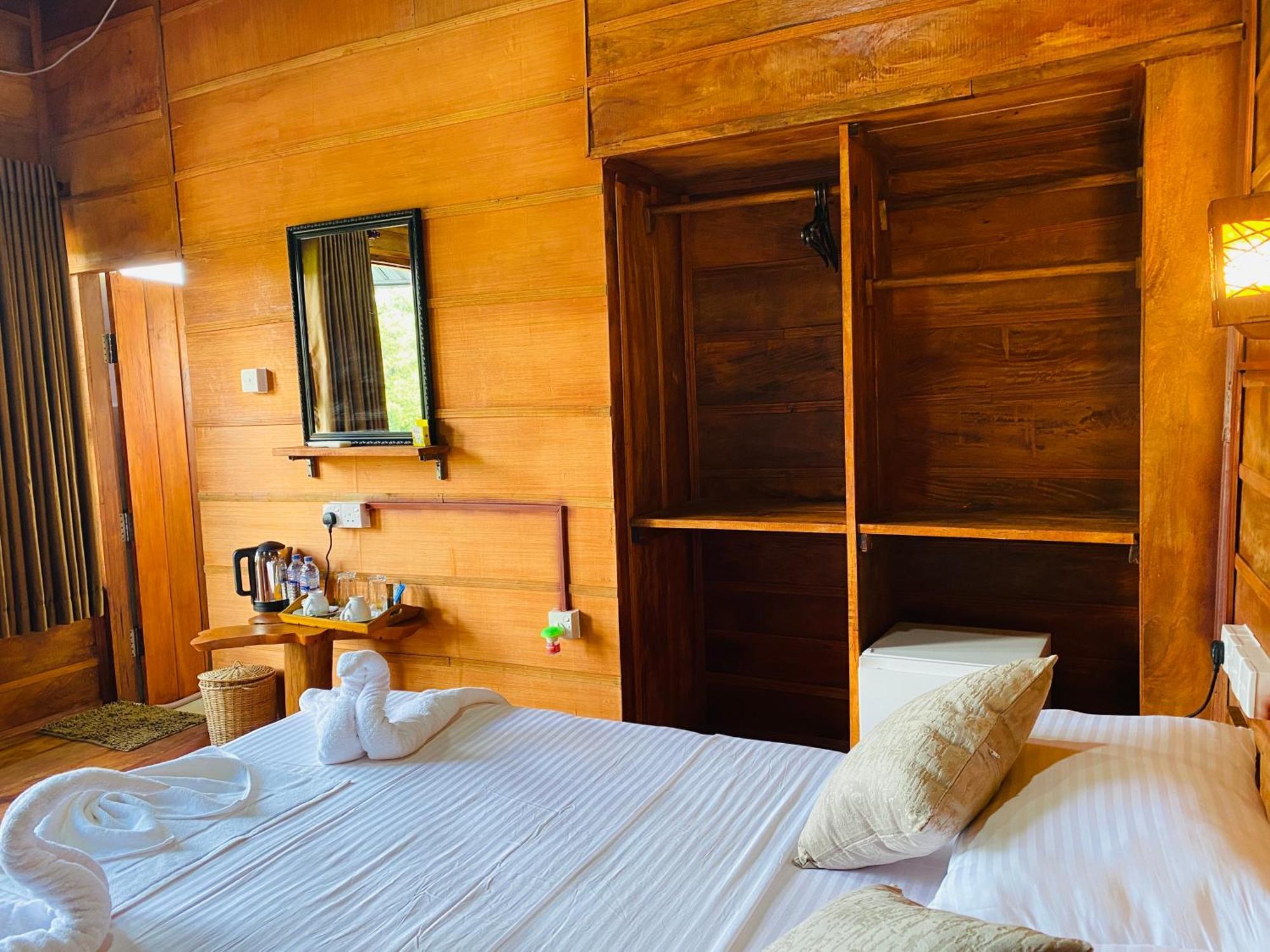 Lion Wood Treehouse Vila Talkote Exterior foto