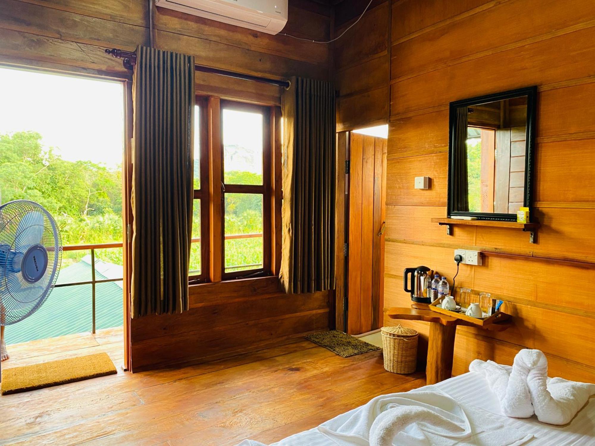 Lion Wood Treehouse Vila Talkote Exterior foto